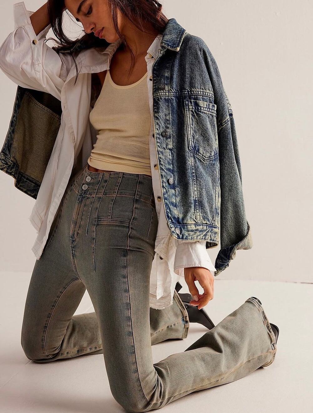 NWOT $98 Free People "We The Free" 29 Jayde Flare Jean